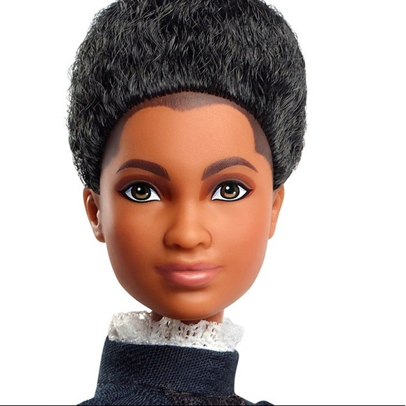 Ida B Wells Barbie - Inspiring Women Signature Doll Collection NIB - Picture 4 of 4